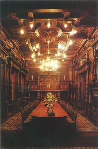 2126 - Sinaia. Muzeul Peles. Sufrageria